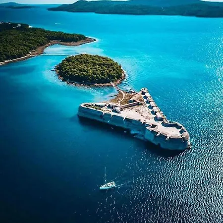 Centrum Luxury 4*