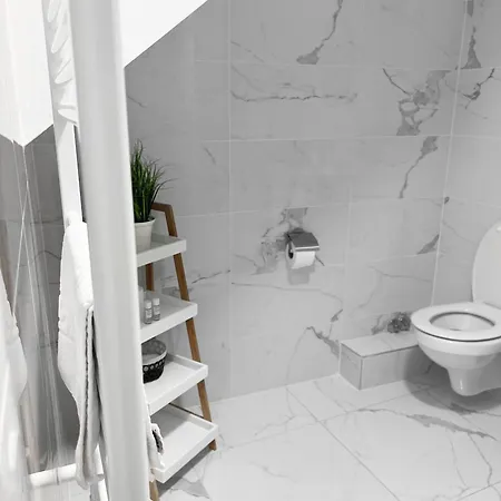 Centrum Luxury بيت ضيافة شيبينيك