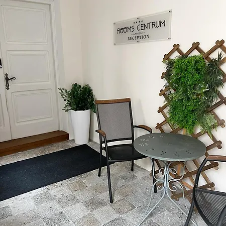 بيت ضيافة Centrum Luxury شيبينيك
