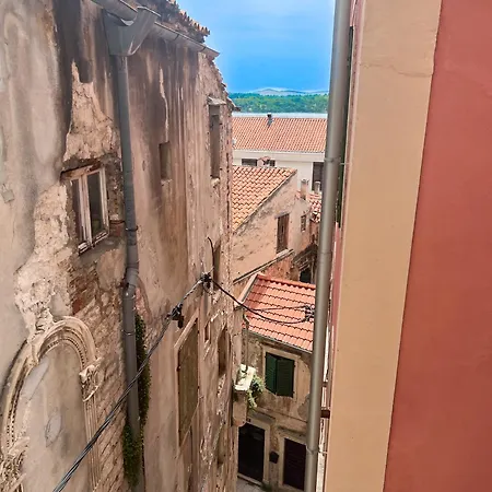 בית הארחה Centrum Luxury