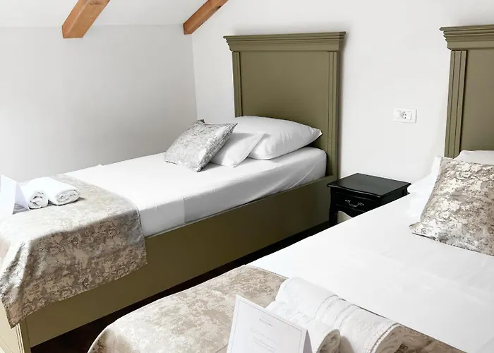 Centrum Luxury Casa de hóspedes 4*